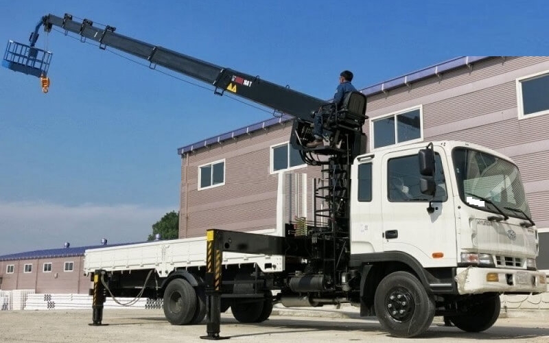 Lịch học linh hoạt cho người đi làm: Giữ vững thu nhập, nâng chuẩn văn bằng