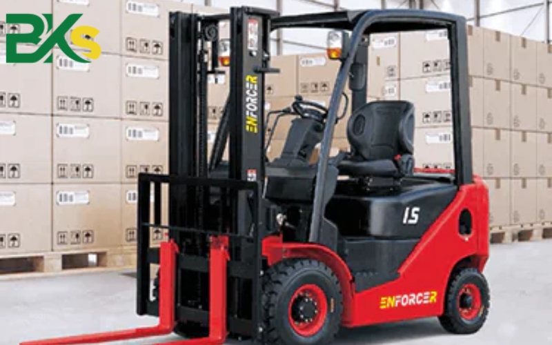 Học chứng chỉ xe nâng là học những gì?