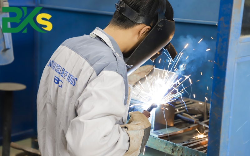 Vì sao học hàn Tig cấp tốc đang được nhiều người chọn?