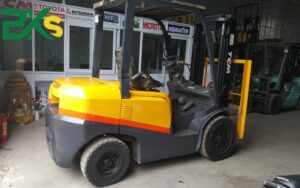 Đăng ký học chứng chỉ vận hành xe nâng hàng nhanh chóng tại chungchinghe.edu.vn