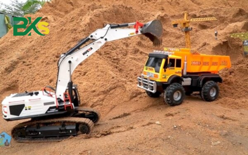 Chi phí học và thi – Rẻ hơn rất nhiều so với việc mua chứng chỉ máy múc giả