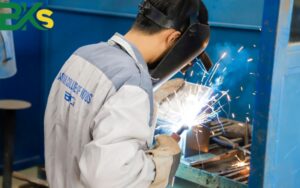 Thợ hàn có thật sự lương cao như nhiều người nói?