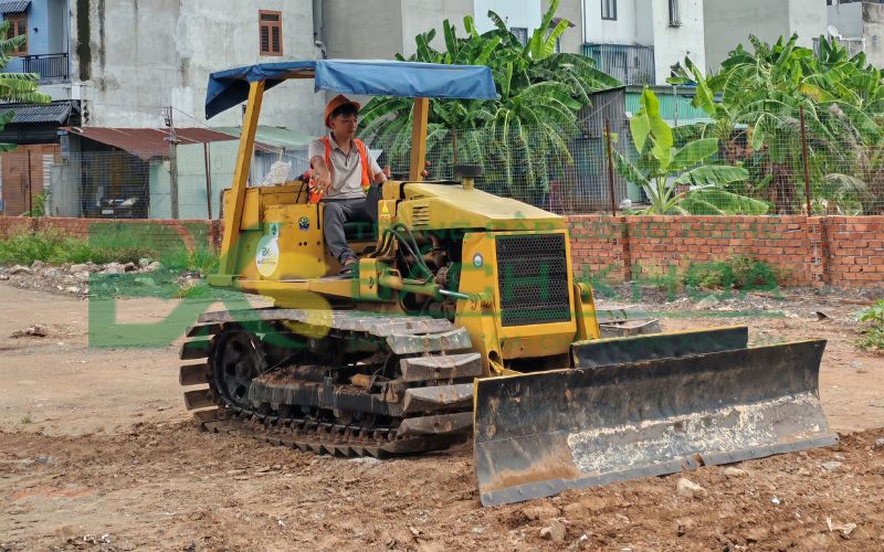 Thông tin tuyển sinh học lái xe ủi