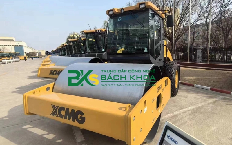 Học Chứng chỉ Xe Lu dành cho những ai?