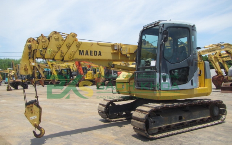 Học xong lái xe cẩu có thể làm ở đâu?