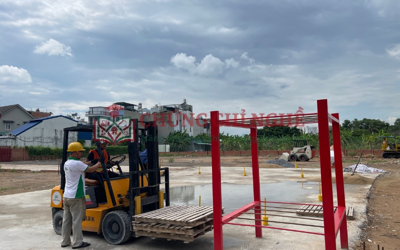 Những việc làm bằng lái xe nâng dành cho người mới học xong