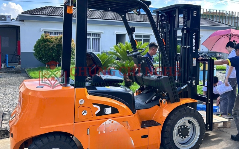 Thời gian đào tạo Xe Nâng tại Chungchinghe.edu.vn bao lâu?