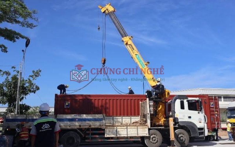 Học bằng Lái xe Cẩu mất bao lâu thì hoàn thành?