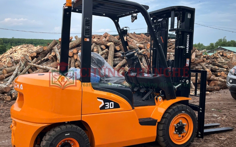 Chứng chỉ Xe Nâng dùng để làm gì?