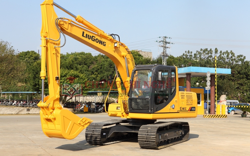 Học lái máy xúc ở TPHCM mất bao lâu thì biết lái?