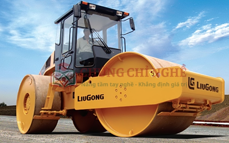 Trường nào cấp Chứng chỉ xe lu uy tín?